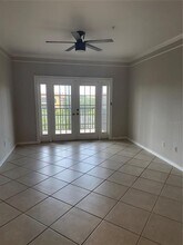4304 Bayside Village Dr in Tampa, FL - Building Photo - Building Photo
