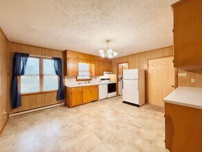 3205 Cherry Hill Church Rd in South Boston, VA - Building Photo - Building Photo