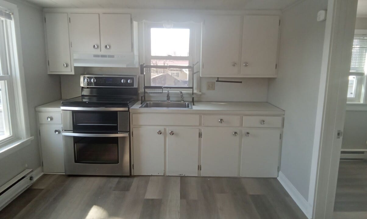 127 Schoolhouse Rd in Palmyra, PA - Building Photo