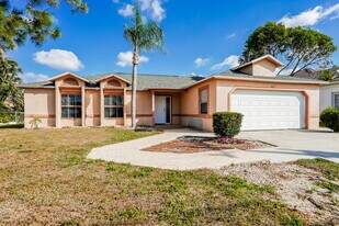 1417 Hancock Bridge Pkwy in Cape Coral, FL - Building Photo