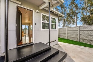 4012-4014 Dwight St in San Diego, CA - Building Photo