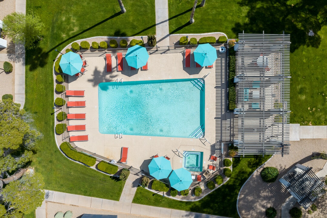 Vida46 in Phoenix, AZ - Foto de edificio