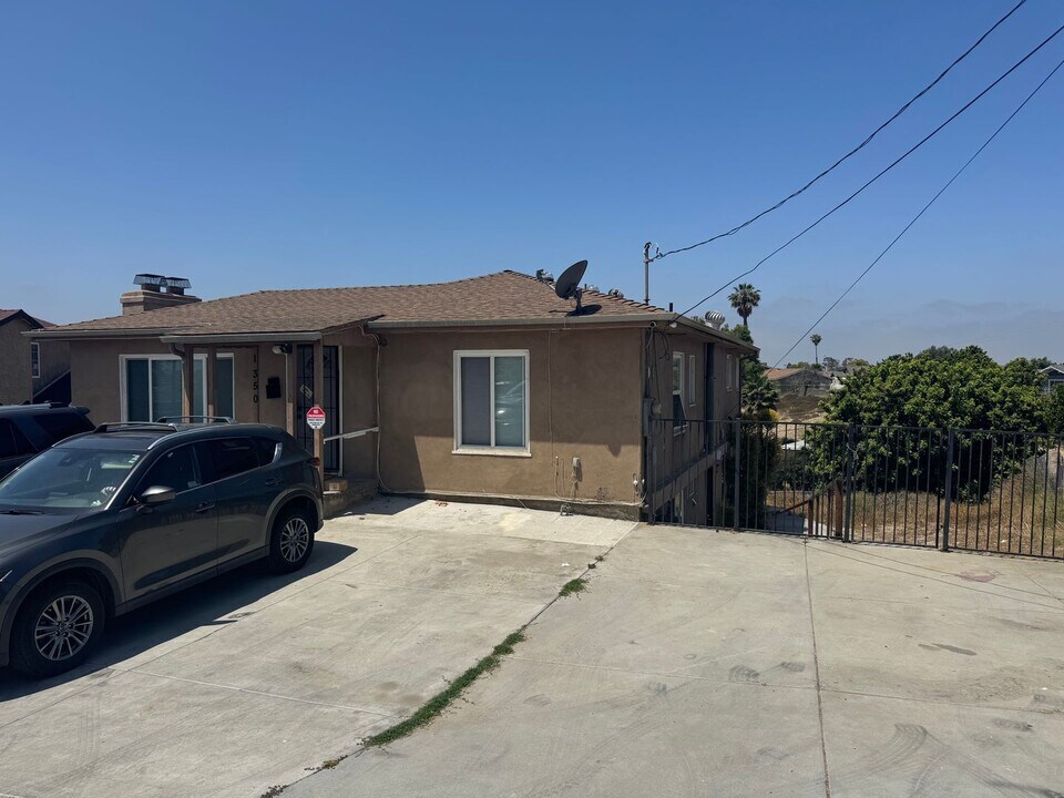 1350 Taft St in Lemon Grove, CA - Building Photo