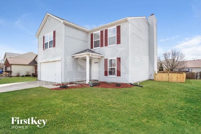 721 Wheat Field Ln in New Whiteland, IN - Building Photo - Building Photo