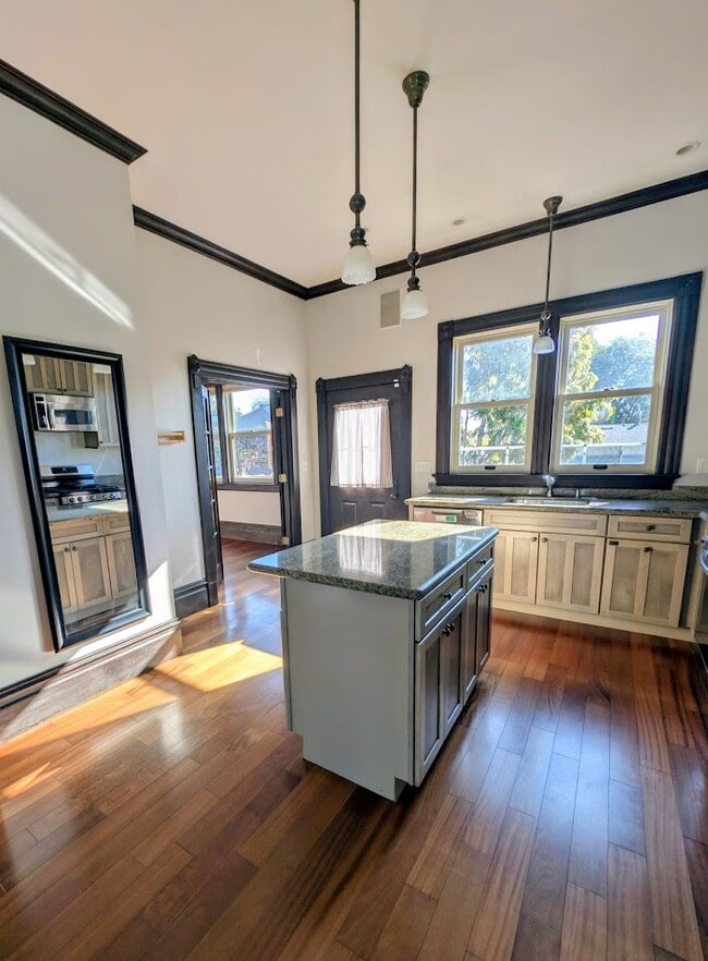 property at 1418 67th St