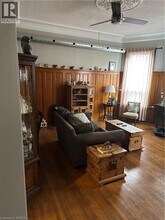 58 Ontario Ave in Hamilton, ON - Building Photo - Building Photo