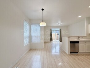 5817 NW 174th Ave in Portland, OR - Building Photo - Building Photo