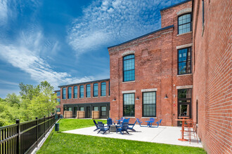 Paragon Mill in Providence, RI - Foto de edificio - Building Photo