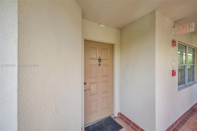 1604 Abaco Dr in Coconut Creek, FL - Building Photo - Building Photo