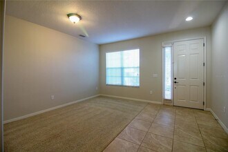 2463 Tahoe Dr in Lakeland, FL - Foto de edificio - Building Photo