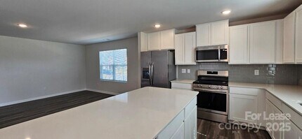 1615 Cannonball Ln in Bessemer City, NC - Building Photo - Building Photo