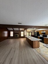 5338 Foxglove Dr in Bossier City, LA - Building Photo - Building Photo
