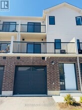 11-34 Balladry Blvd. in Stratford, ON - Building Photo - Building Photo