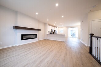 21831 136th Wy in Rogers, MN - Building Photo - Building Photo