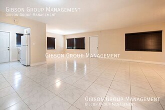 419 SE 18th St in Fort Lauderdale, FL - Building Photo - Building Photo