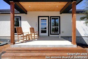 121 Jacob Dearing St in Blanco, TX - Building Photo - Building Photo