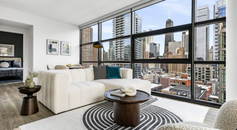 743 N Wells St in Chicago, IL - Building Photo