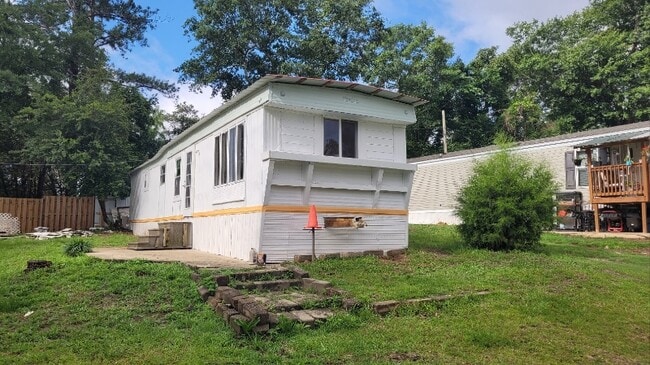 property at 205-437 Holt Ave
