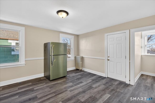 38 Bristol St in West Haven, CT - Building Photo - Building Photo