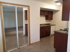 1928 Redwood Dr in Michigan City, IN - Building Photo - Building Photo