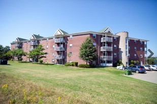 Moxham Court Apartments