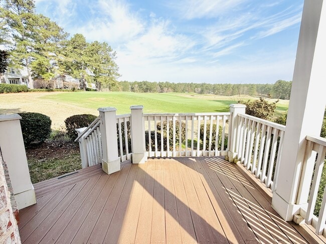 property at 33 Golden Spur Ln