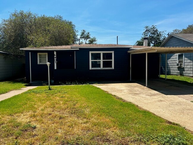 property at 4907 38th St