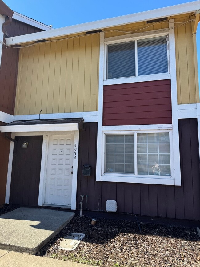 property at 4074 Weymouth Ln