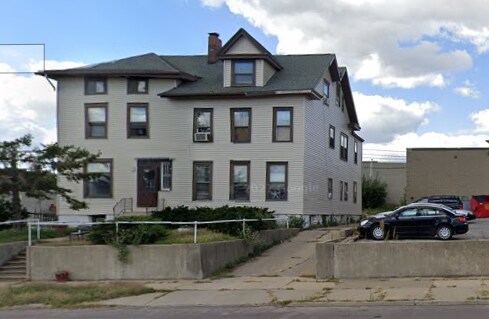 814 3rd Ave SE, Unit 3 in Cedar Rapids, IA - Building Photo