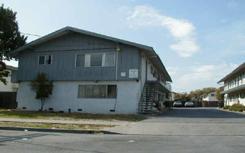 27087 Belvedere Ct in Hayward, CA - Building Photo - Building Photo