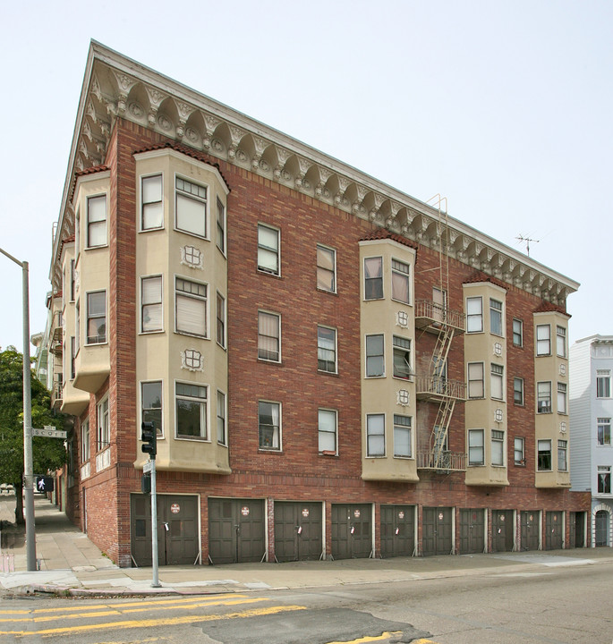 1600 Golden Gate Ave in San Francisco, CA - Building Photo