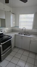 2990 NW 28th St in Miami, FL - Building Photo - Building Photo