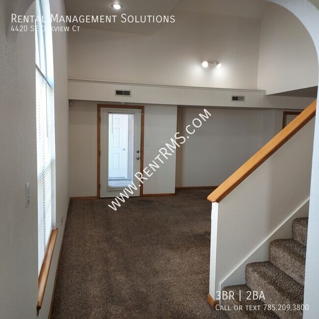 4420 SE Oakview Ct in Topeka, KS - Building Photo - Building Photo