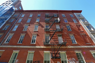 429 Broome St in New York, NY - Foto de edificio - Building Photo