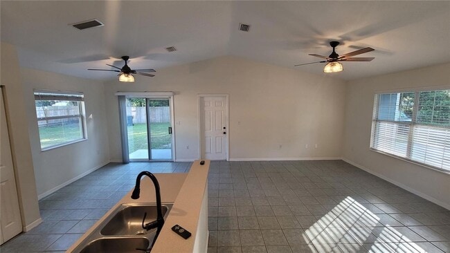 19491 NW 237th St in High Springs, FL - Building Photo - Building Photo