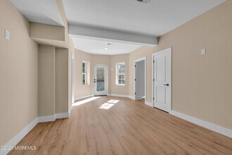 39 Sea Drift Ave in Highlands, NJ - Building Photo - Building Photo