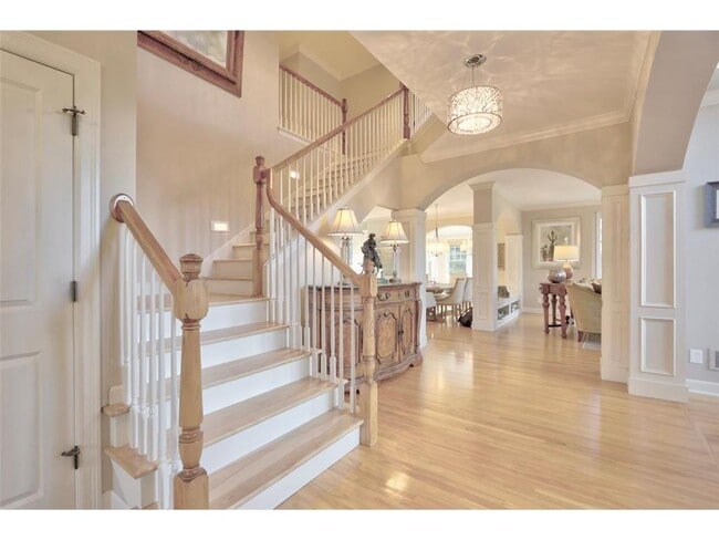 10617 Sonoma Ridge in Eden Prairie, MN - Building Photo - Building Photo