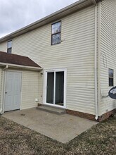 101 Mead Ave, Unit 103 in Smyrna, TN - Foto de edificio - Building Photo
