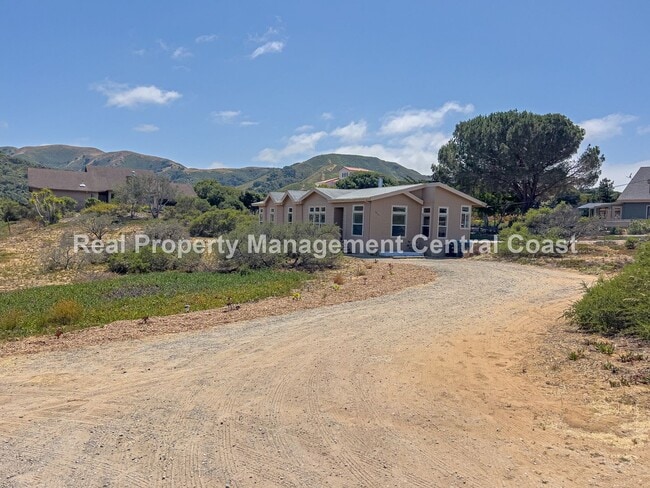 property at 1459 Bayview Heights Dr