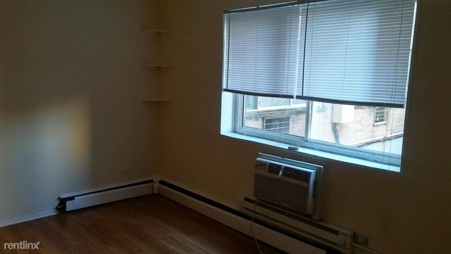 6110 N Kenmore Ave-Unit -Unit 204 in Chicago, IL - Foto de edificio - Building Photo