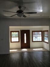 1013 Rosewood Ave in Inglewood, CA - Building Photo - Building Photo