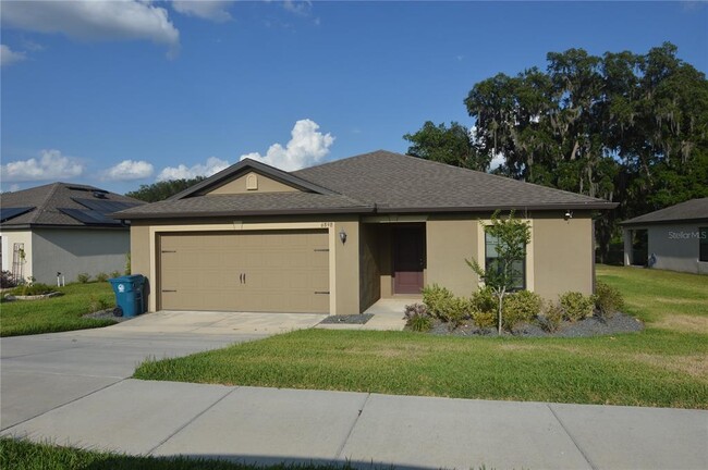 6898 Redbay Dr in Brooksville, FL - Building Photo - Building Photo