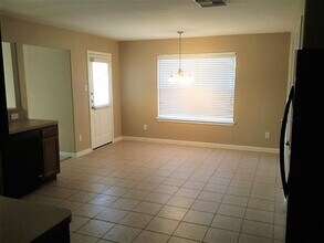22927 Lily Creek Dr in Tomball, TX - Building Photo - Building Photo