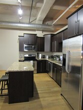 239 E Chicago St-Unit -410 in Milwaukee, WI - Building Photo - Building Photo