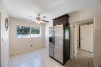 6711 3rd St N in St. Petersburg, FL - Building Photo - Building Photo