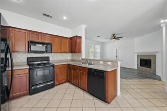 9846 Cedarcrest Dr in Providence Village, TX - Building Photo - Building Photo