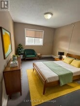 27 Eugene Dr in Guelph, ON - Building Photo - Building Photo