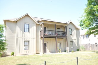 503 Wesley Pl in Tuscaloosa, AL - Foto de edificio - Building Photo