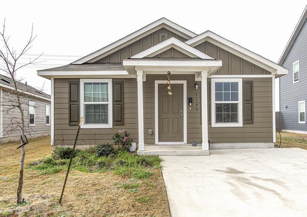 1145 Catfish Ln in Bastrop, TX - Building Photo