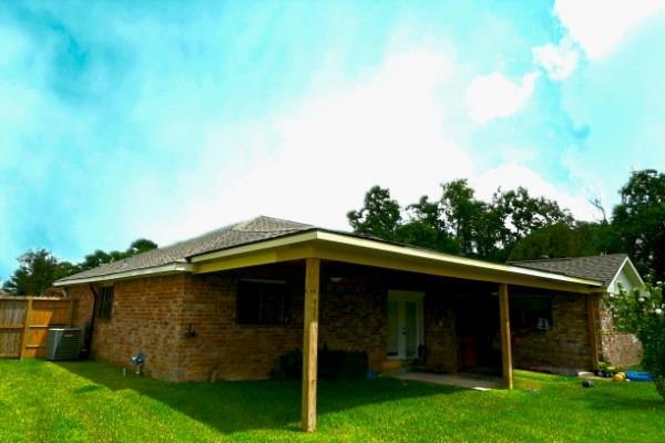 12202 Wessex Dr in Houston, TX - Building Photo - Building Photo